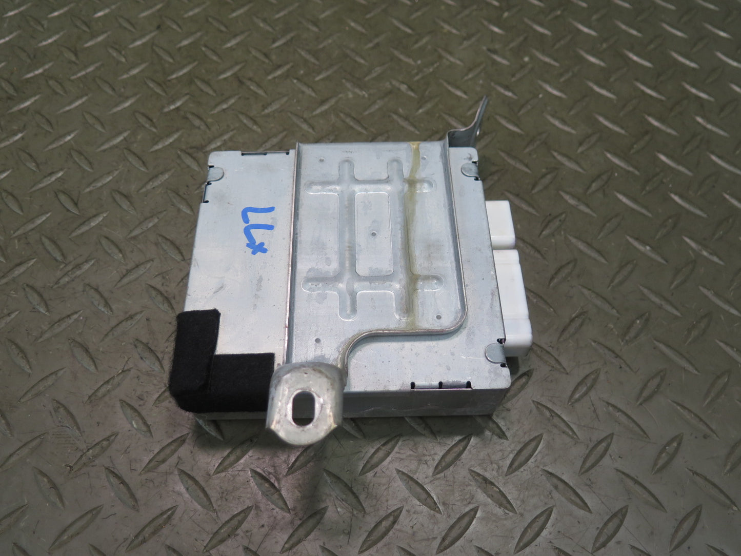 2003-2007 Lexus UZJ100L LX470 Tilt & Telescopic Steering Column Control Module