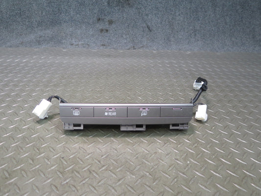 2003-2007 Lexus UZJ100L LX470 Rear Temperature Climate Control Panel 55912-60180
