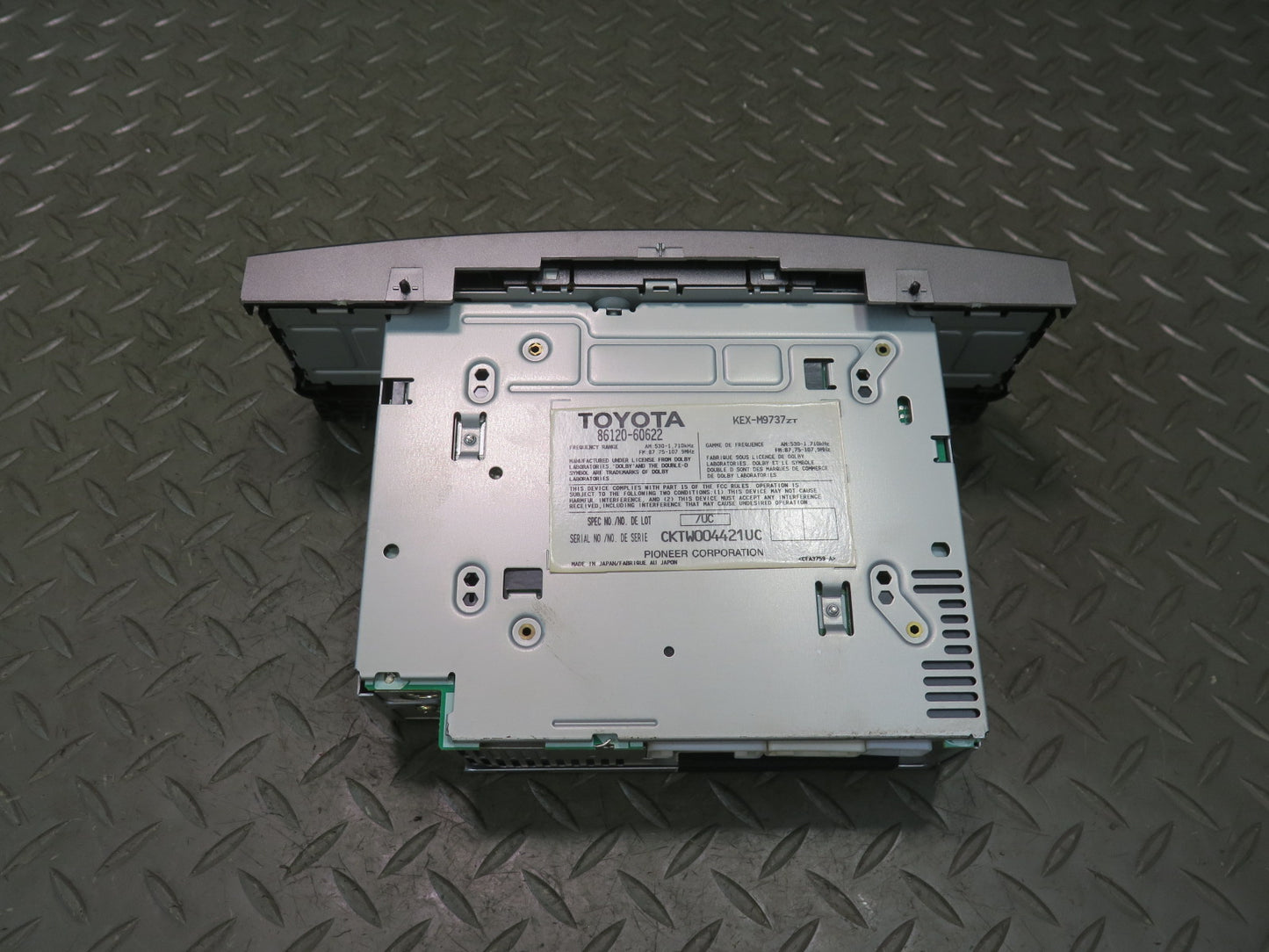 2004 Lexus UZJ100L LX470 Car Stereo Radio Cassette Player 86120-60622