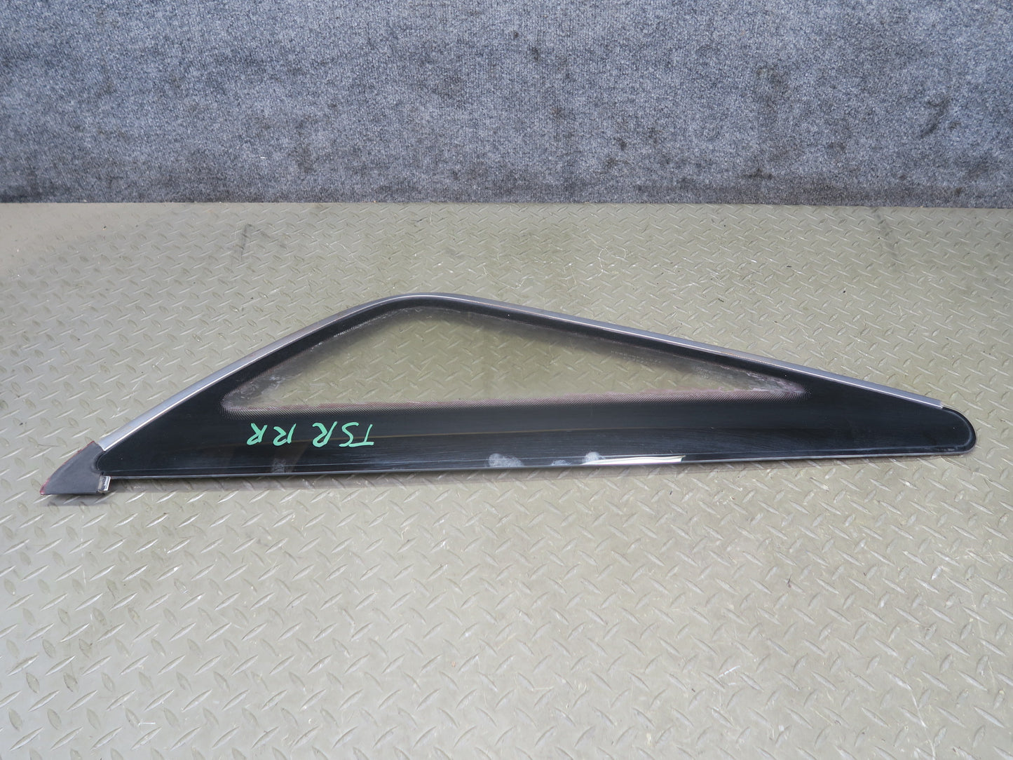 86-88 Toyota Supra MA70L Rear Right Quarter Glass Window w Molding Trim Set OEM