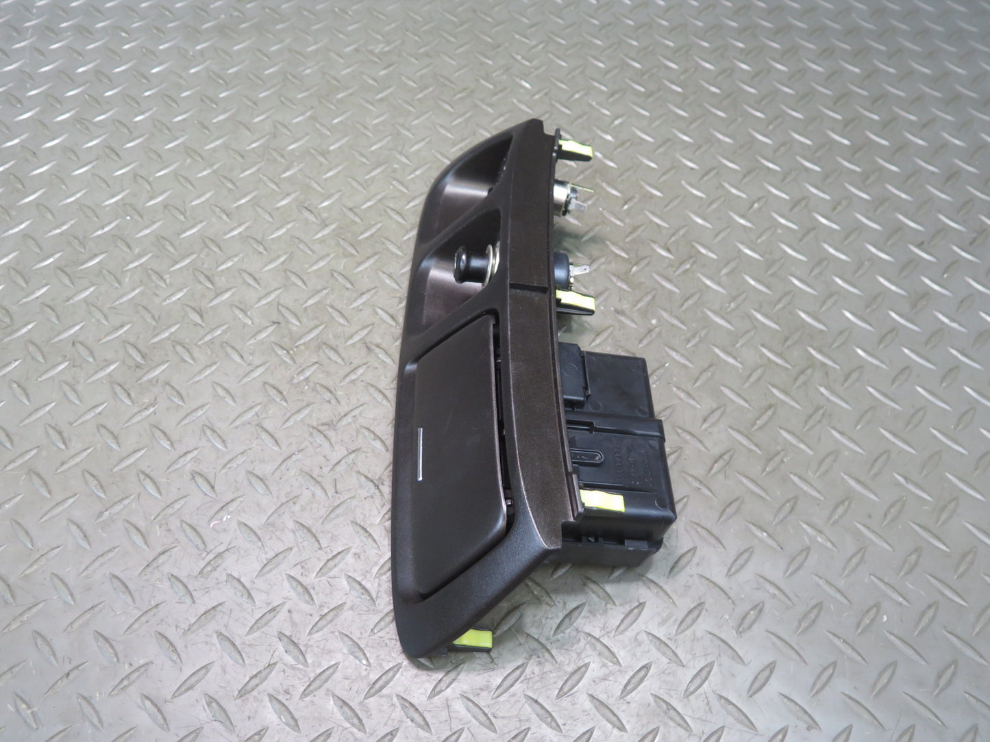 2003-2007 Lexus UZJ100L LX470 Dash Center Ash Tray w Power Outlet Black
