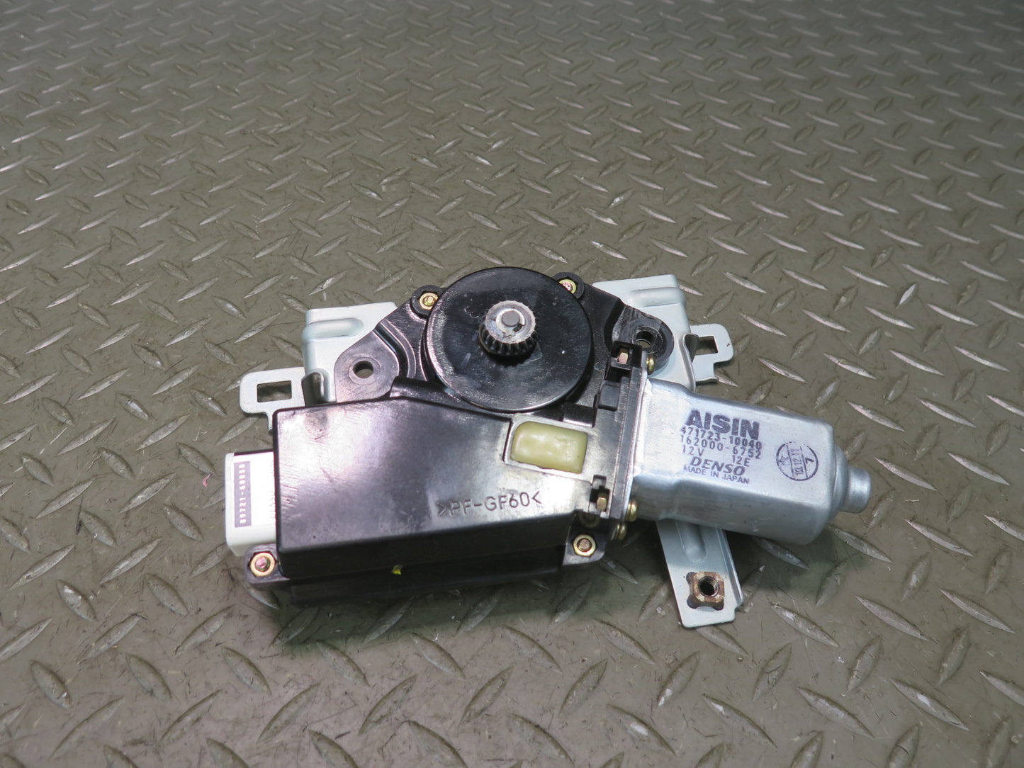 2003-2007 Lexus UZJ100L LX470 Sunroof Moon Roof Motor Drive Unit 89721-60050
