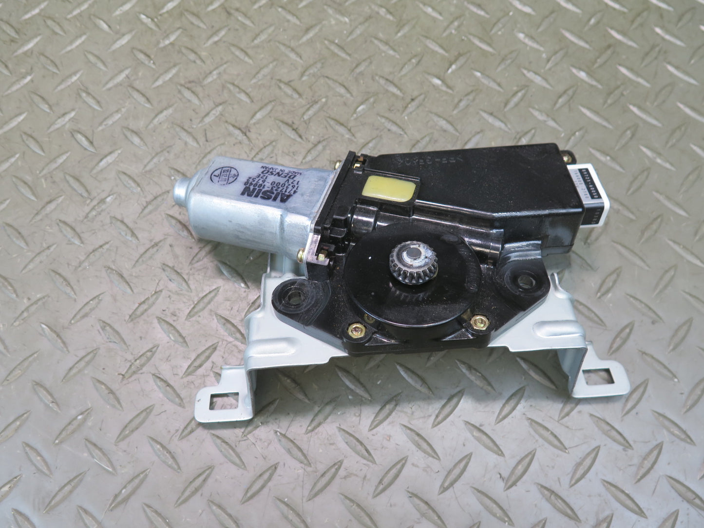 2003-2007 Lexus UZJ100L LX470 Sunroof Moon Roof Motor Drive Unit 89721-60050