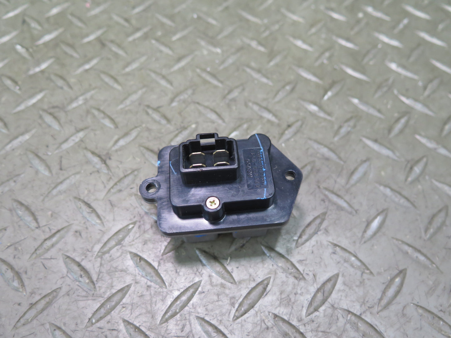 2003-2007 Lexus UZJ100L LX470 Rear A/C Heater Blower Fan Resistor 077800-0531