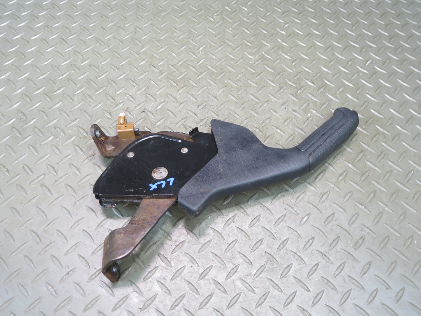 1998-2007 Lexus UZJ100L LX470 Emergency Parking Brake Handle Black