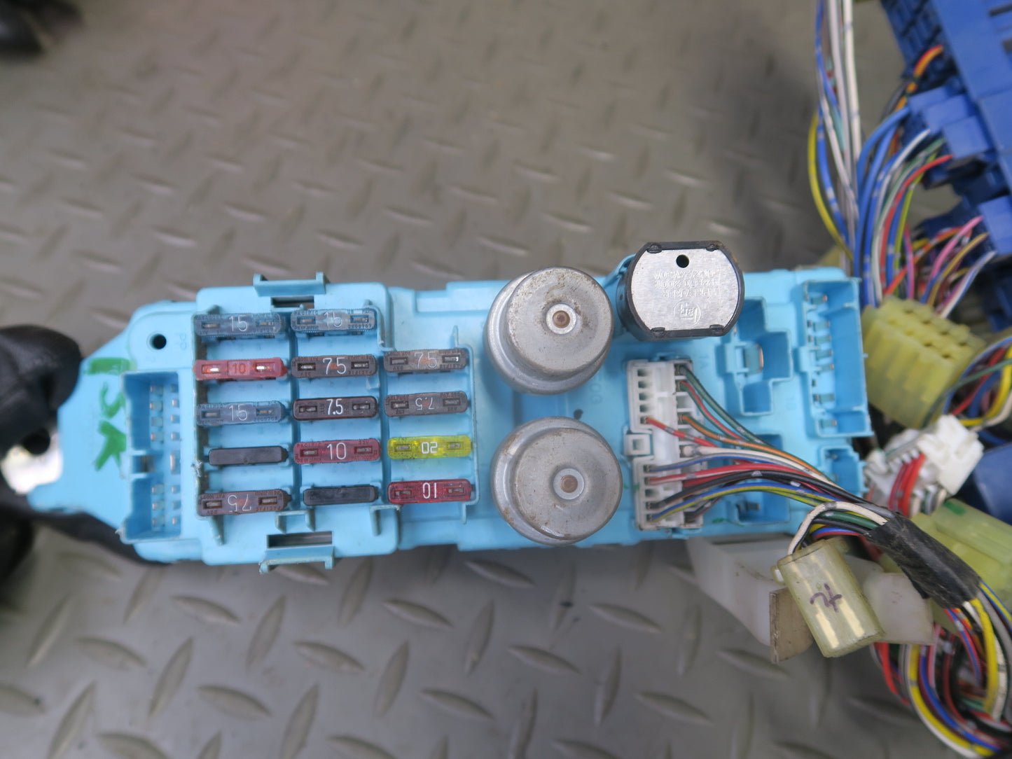 1986 Toyota Supra MA70L Interior & Rear Body Wire Wiring Harness w Fuse Box OEM