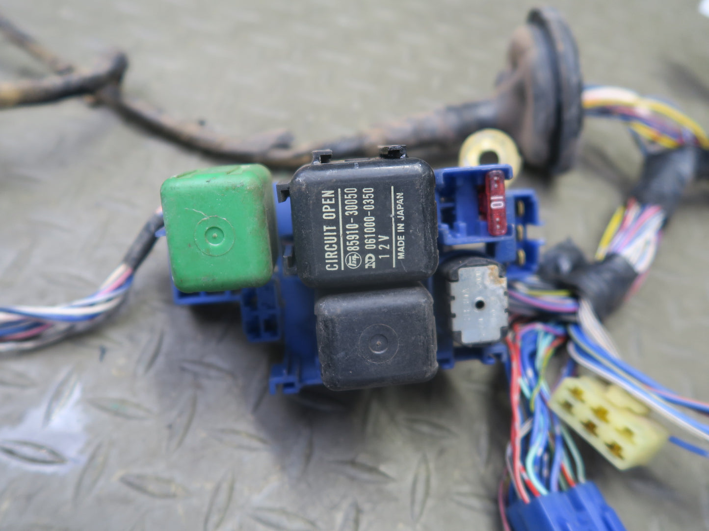 1986 Toyota Supra MA70L Interior & Rear Body Wire Wiring Harness w Fuse Box OEM