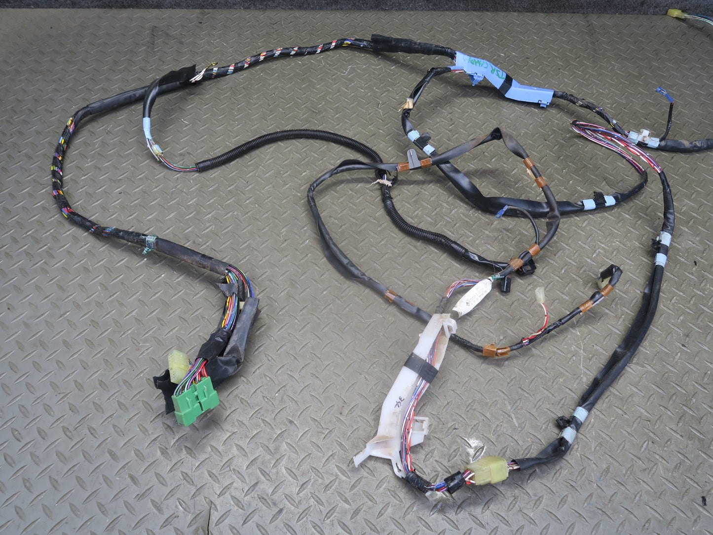 1986 Toyota Supra MA70L Interior & Rear Body Wire Wiring Harness w Fuse Box OEM