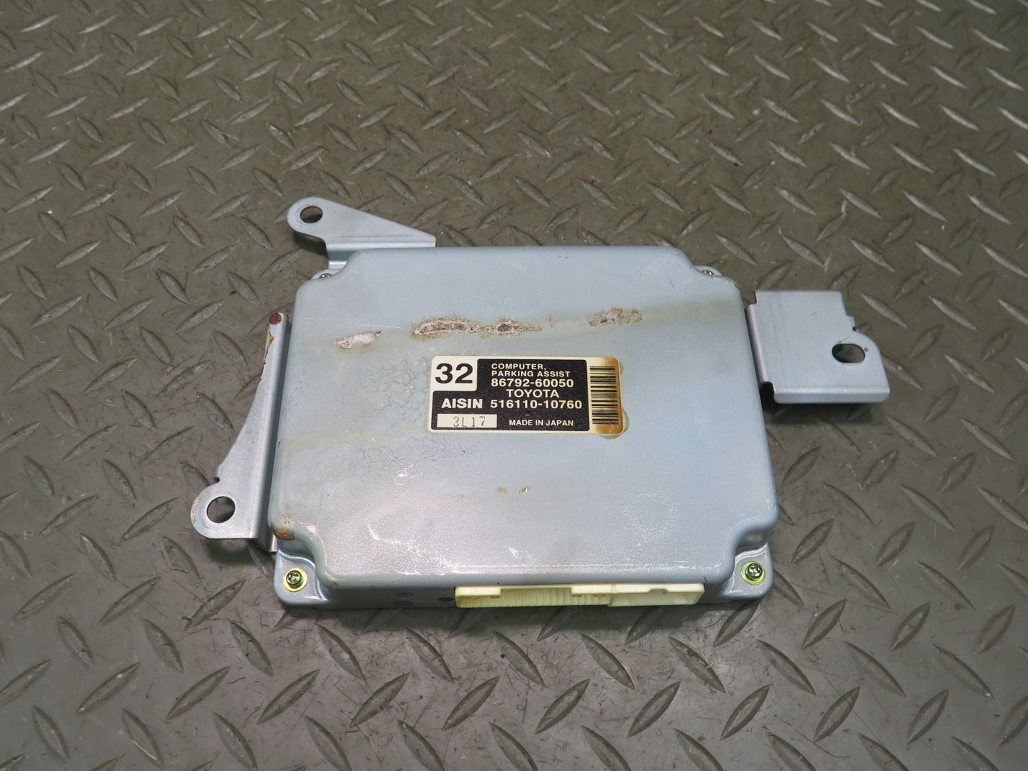 2003-2007 Lexus UZJ100L LX470 Parking Assist Control Module 86792-60050