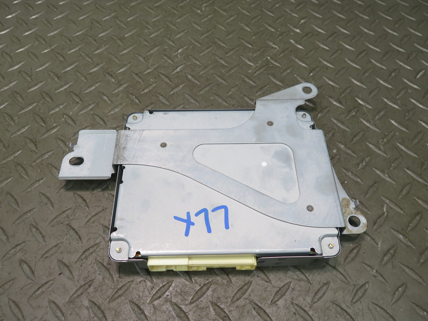 2003-2007 Lexus UZJ100L LX470 Parking Assist Control Module 86792-60050