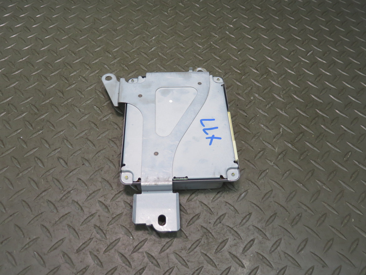 2003-2007 Lexus UZJ100L LX470 Parking Assist Control Module 86792-60050