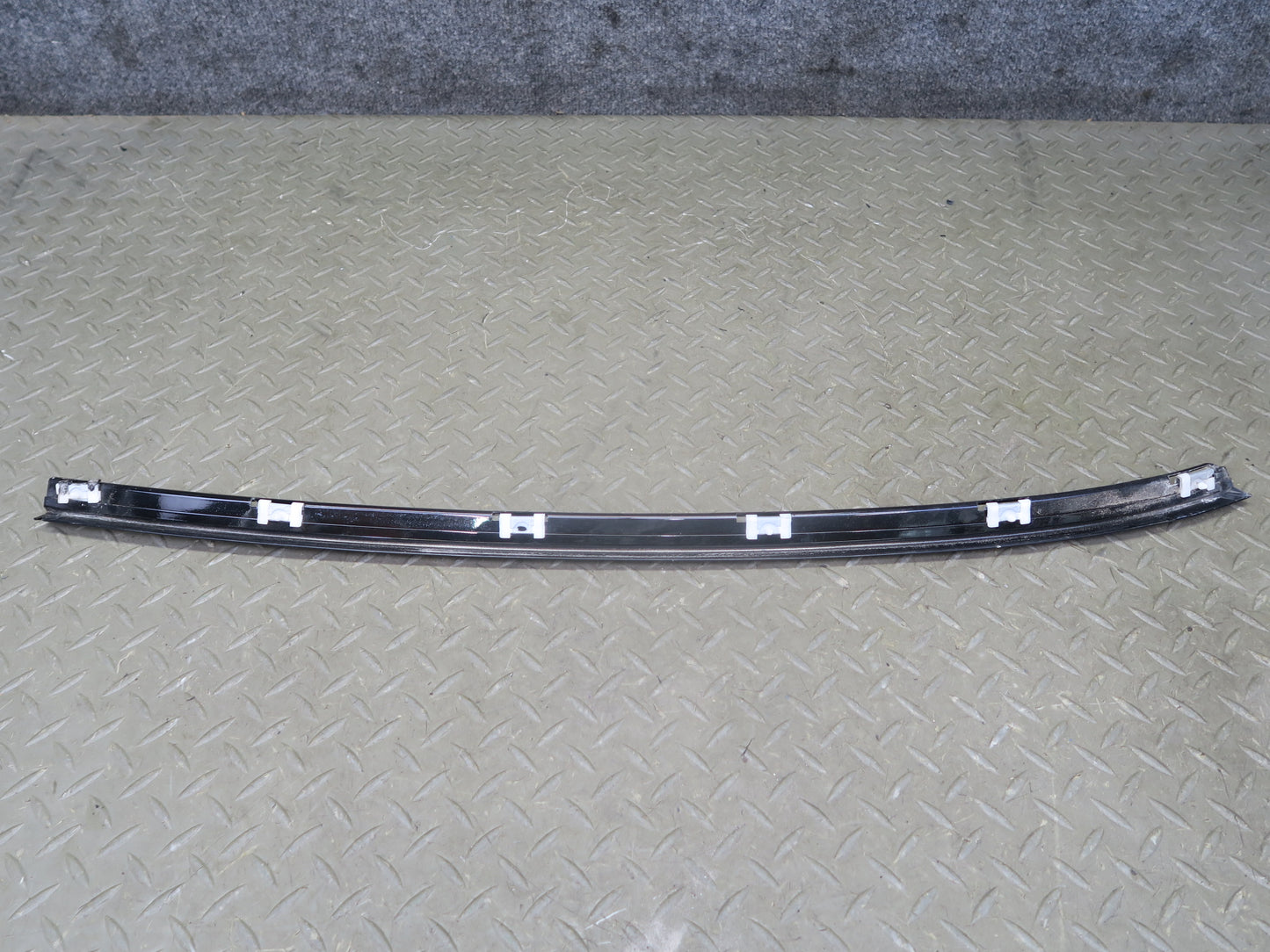 06-10 BMW E64 M6 Convertible Right Door & Windshield A Pillar Trim Molding Set