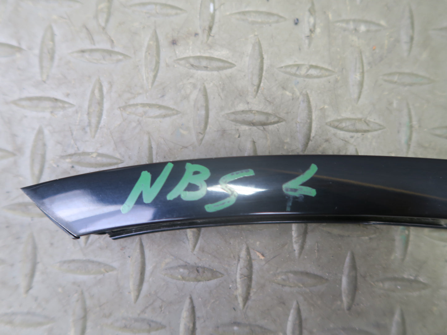 06-10 BMW E64 M6 Convertible Left Door & Windshield A Pillar Trim Molding Set