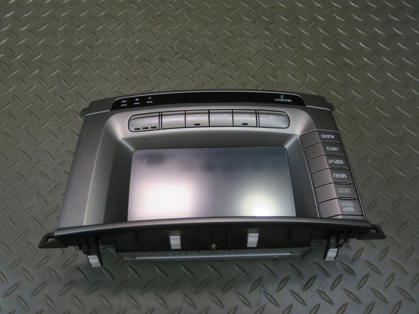 2004-2007 Lexus UZJ100L LX470 Dash GPS Navigation Screen Display 86111-60170