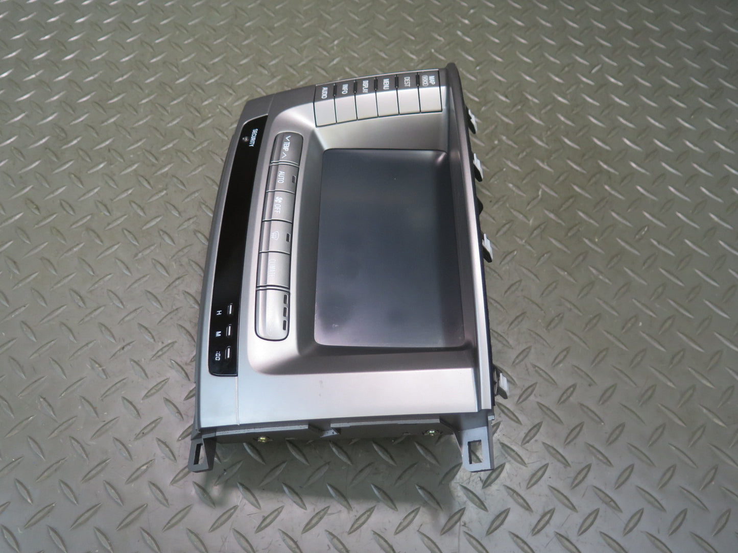 2004-2007 Lexus UZJ100L LX470 Dash GPS Navigation Screen Display 86111-60170