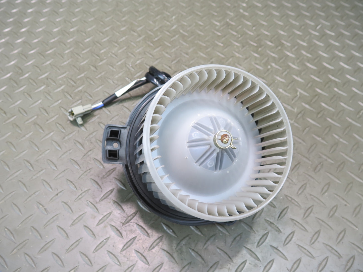 1998-2007 Lexus J100 LX470 A/C Heater Blower Motor Fan w Resistor