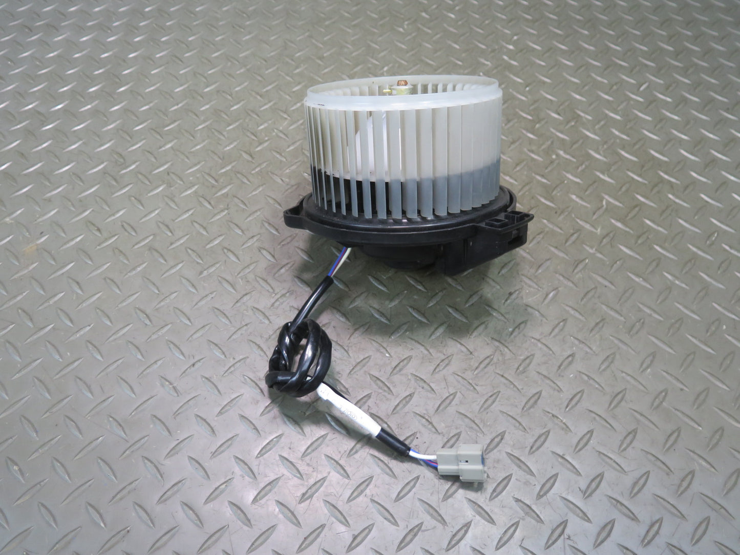 1998-2007 Lexus J100 LX470 A/C Heater Blower Motor Fan w Resistor