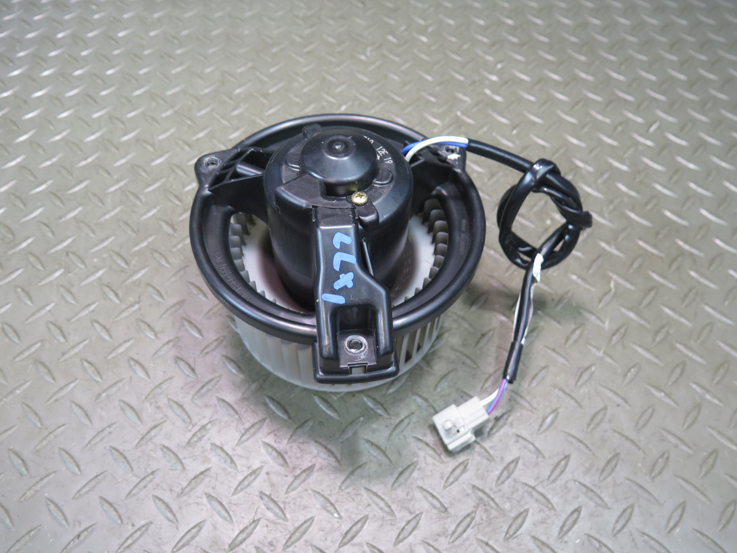 1998-2007 Lexus J100 LX470 A/C Heater Blower Motor Fan w Resistor