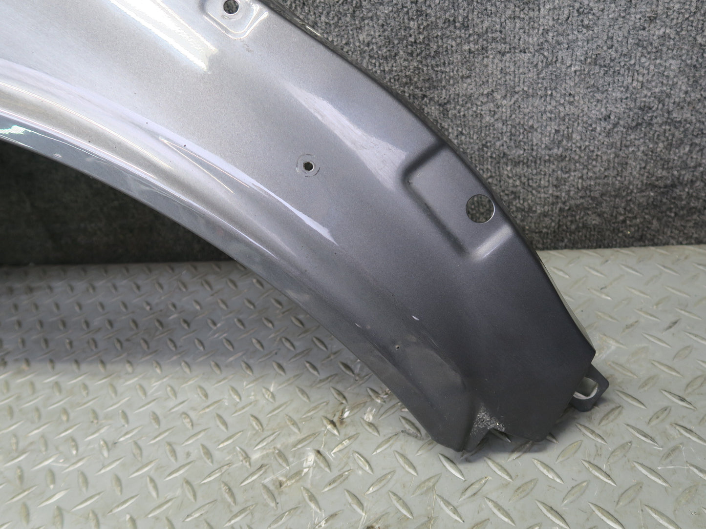 2015-2025 Porsche Macan Front Right Side Fender Shell Panel Cover Gray