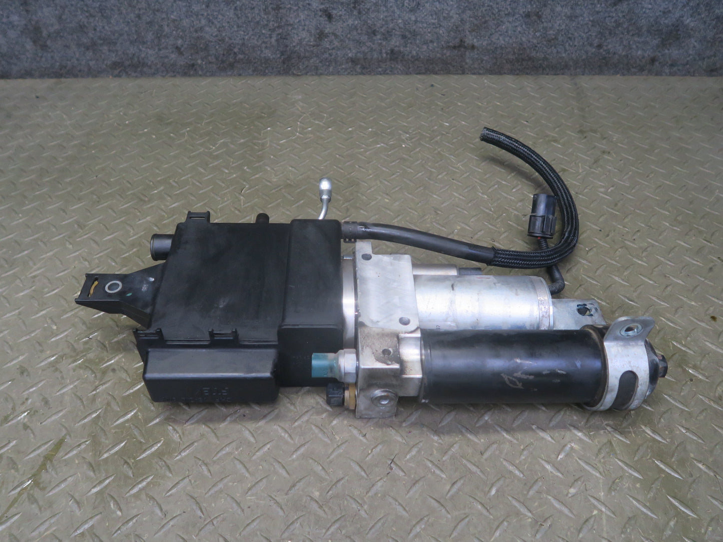 2006-2010 BMW E63 E64 M6 SMG Transmission Hydraulic Pump 118k Miles