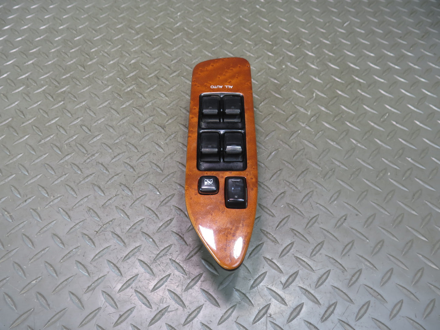 2003-2007 Lexus UZJ100L LX470 Front Left Door Master Power Window Switch