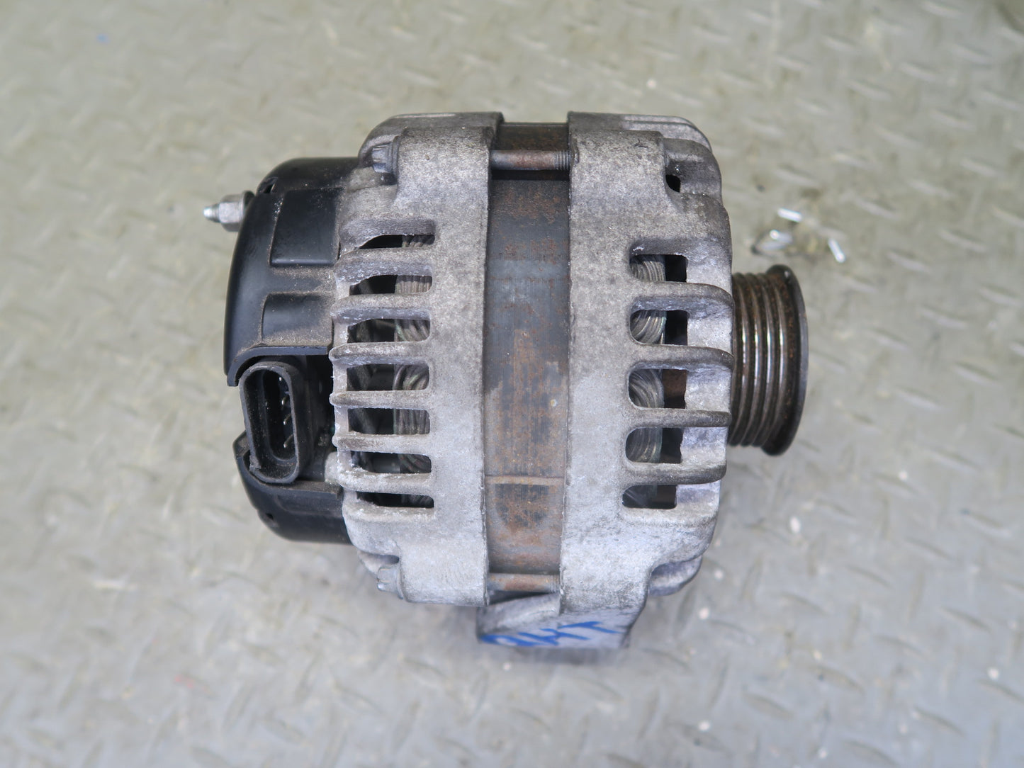 2003-2007 Hummer H2 6.0L Engine Alternator Generator