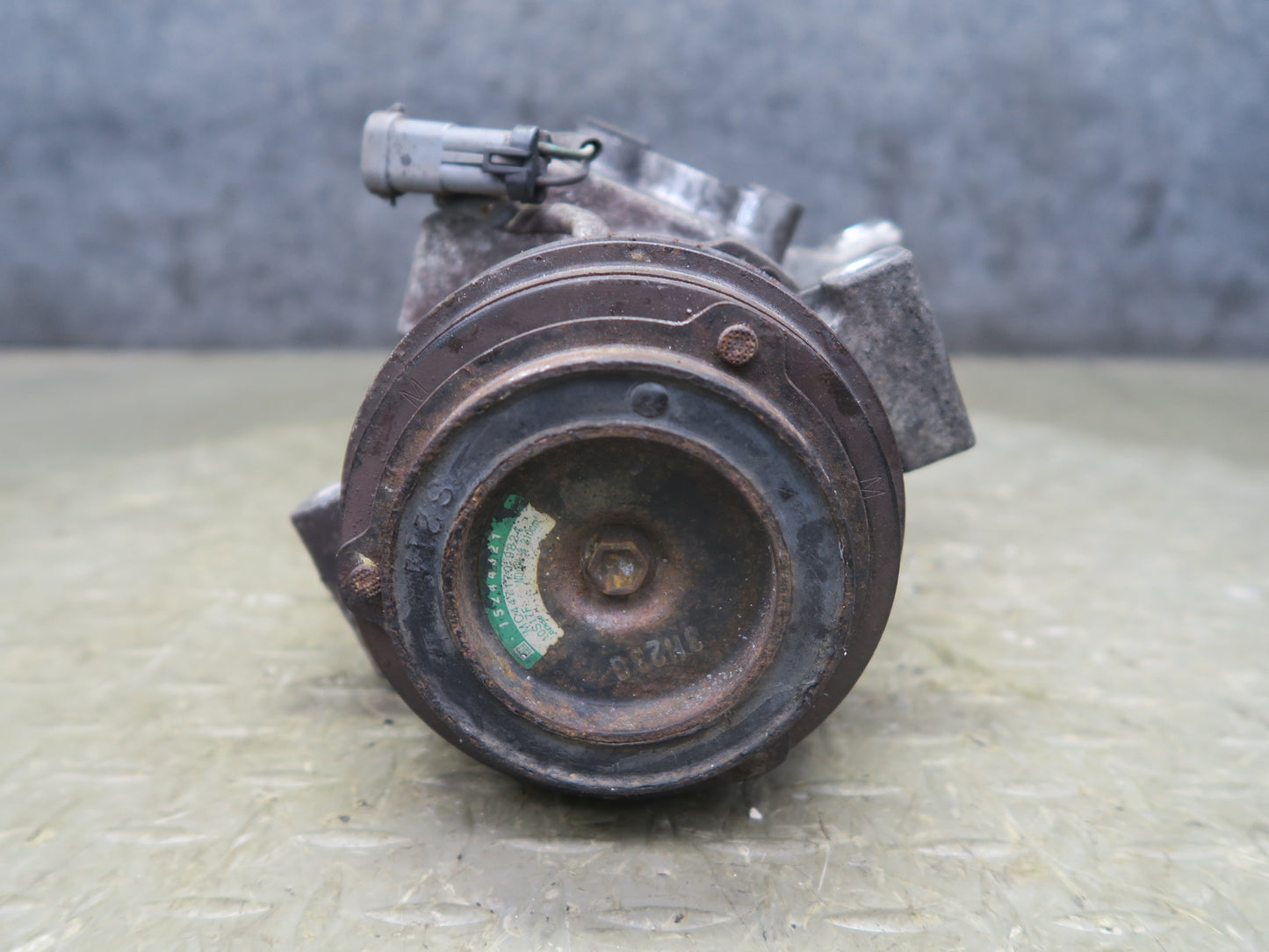 2003-2007 Hummer H2 6.0L Engine A/C Air Condition Compressor