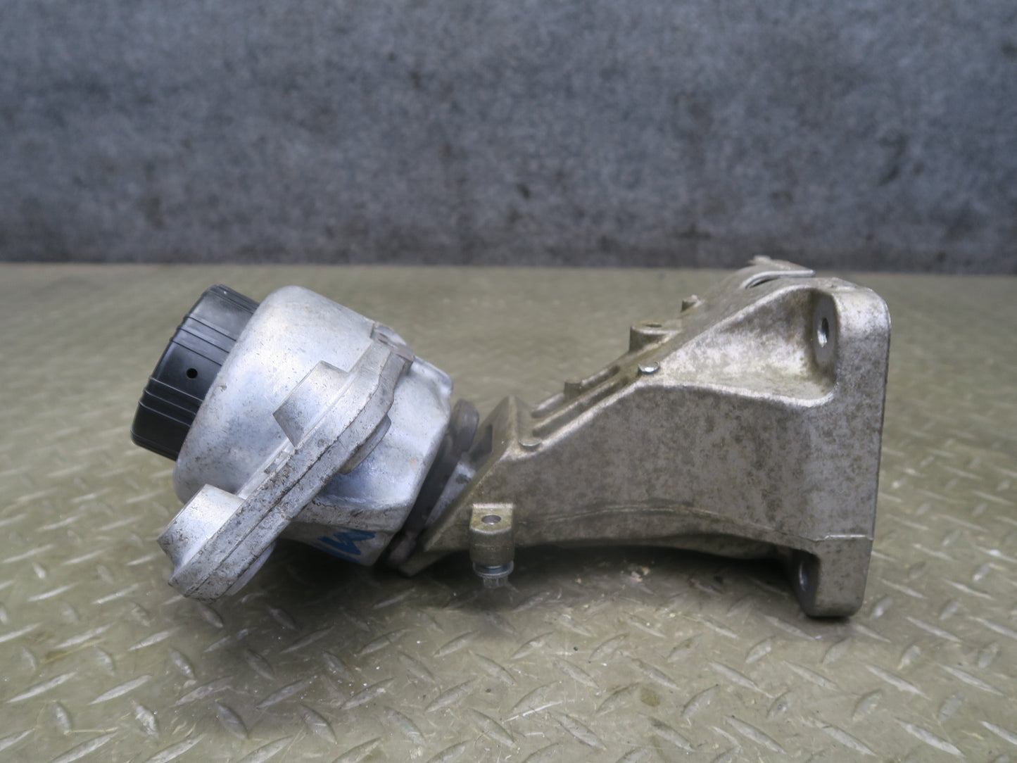 2014-2017 Range Rover Sport L494 3.0L Left & Right Engine Motor Mount Set of 2