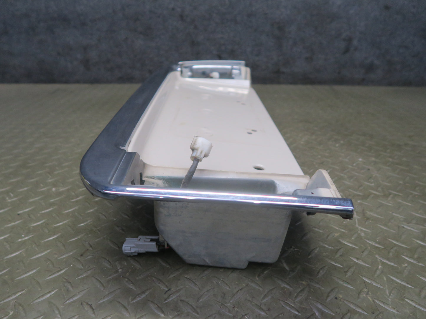 2003-2007 Lexus UZJ100L LX470 Rear Trunk Lid License Plate Molding Panel