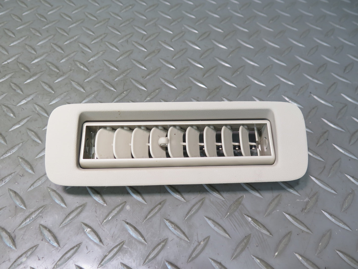 03-07 Lexus UZJ100L LX470 Rear Roof Second & Third ROW Air Vent Grille Set of 5