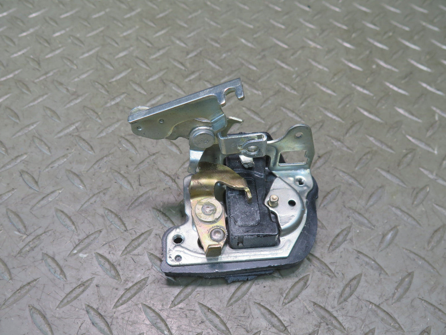 2003-2007 Lexus UZJ100L LX470 Rear Left & Right Trunk Gate Lock Latch Cable Set