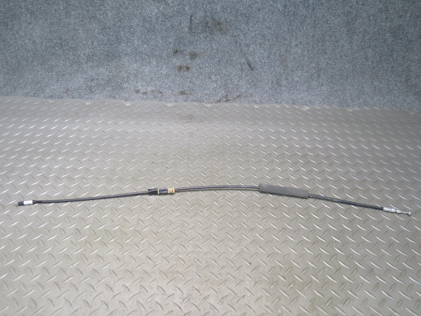 2003-2007 Lexus UZJ100L LX470 Rear Left & Right Trunk Gate Lock Latch Cable Set