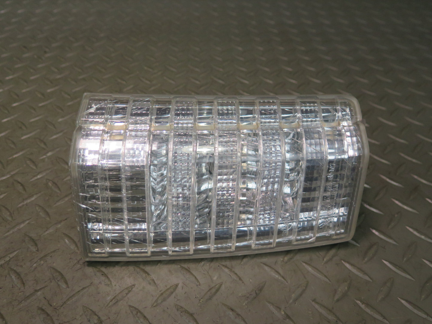 2003-2007 Lexus UZJ100L LX470 Rear Back UP Reverse Light Lamp Set of 2