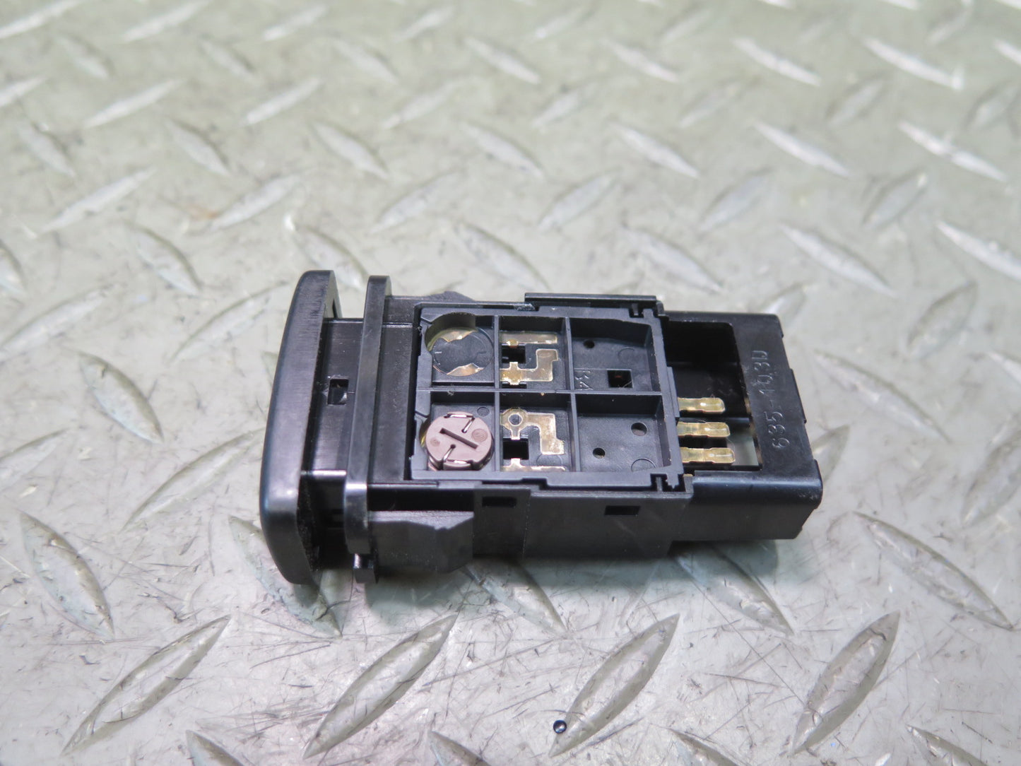2003-2007 Lexus UZJ100L LX470 Rsca OFF Control Button Switch