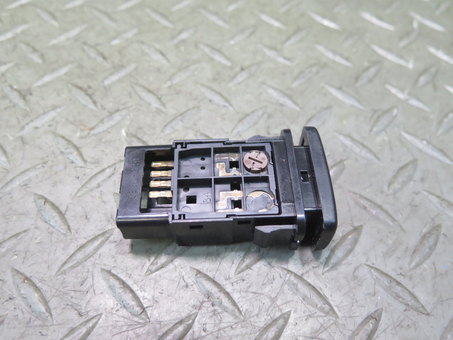 2003-2007 Lexus UZJ100L LX470 Rsca OFF Control Button Switch