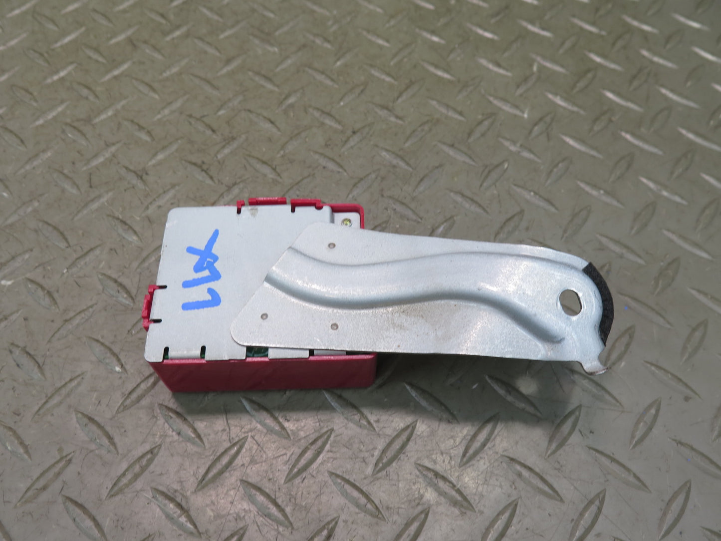 2003-2007 Lexus UZJ100L LX470 Door Control Receiver Computer Control Module