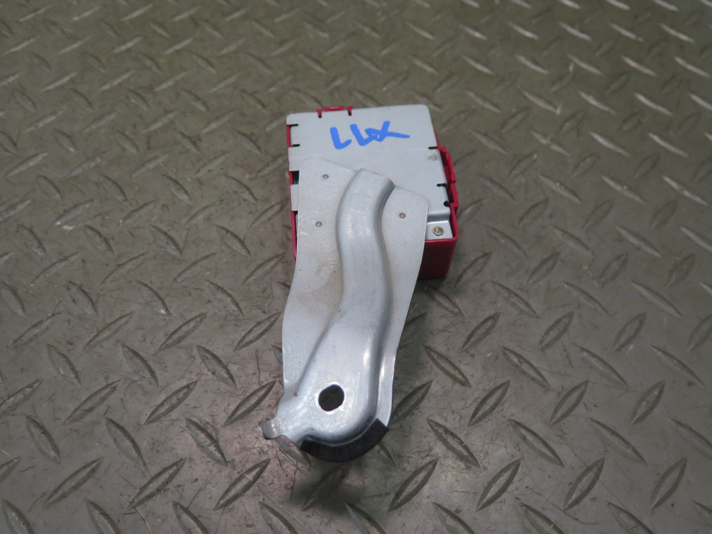 2003-2007 Lexus UZJ100L LX470 Door Control Receiver Computer Control Module