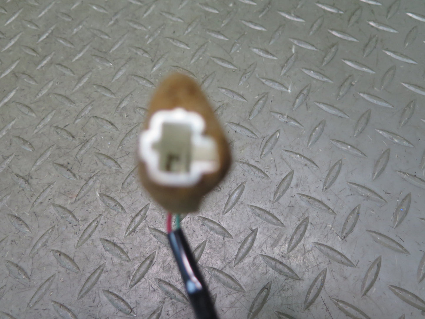 2003-2007 Lexus UZJ100L LX470 Rear Quarter Window Actuator Motor Lock Set of 2