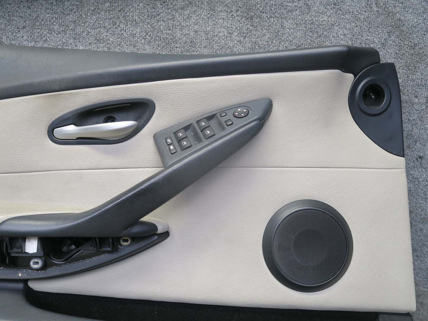 2006-2007 BMW E63 E64 M6 Left & Right Door Interior Trim Cover Panel Set of 2