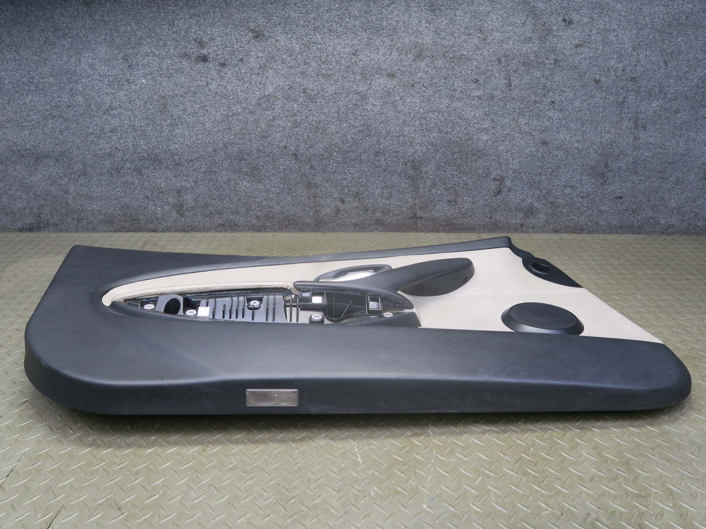 2006-2007 BMW E63 E64 M6 Left & Right Door Interior Trim Cover Panel Set of 2