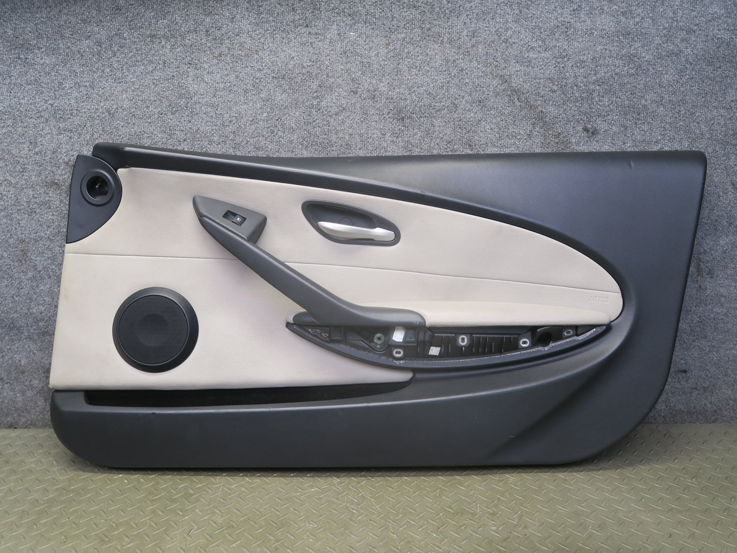 2006-2007 BMW E63 E64 M6 Left & Right Door Interior Trim Cover Panel Set of 2