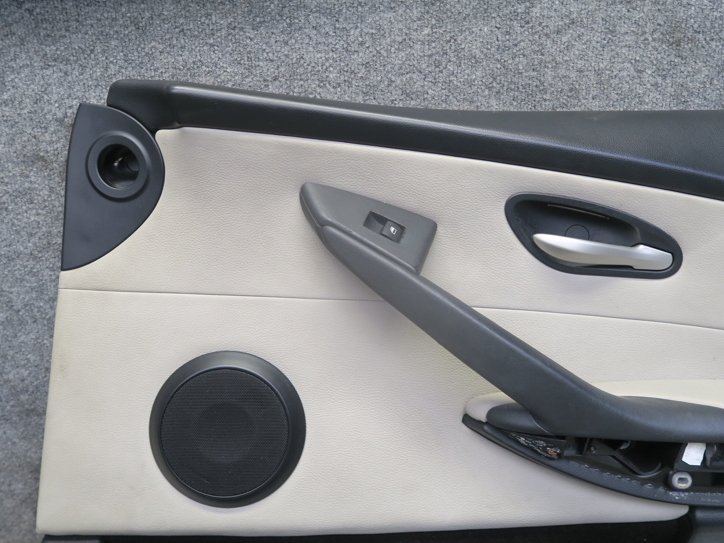 2006-2007 BMW E63 E64 M6 Left & Right Door Interior Trim Cover Panel Set of 2