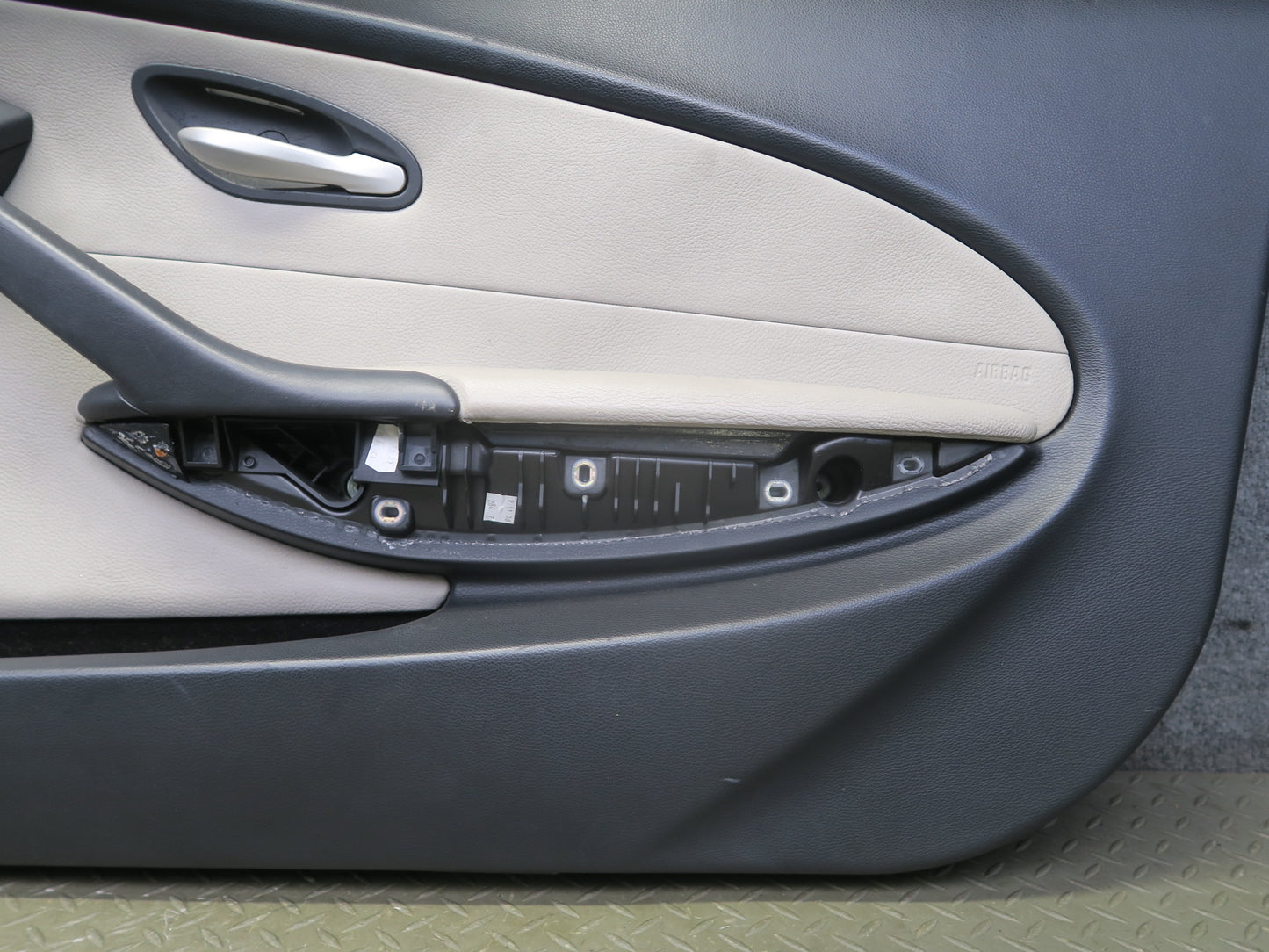 2006-2007 BMW E63 E64 M6 Left & Right Door Interior Trim Cover Panel Set of 2