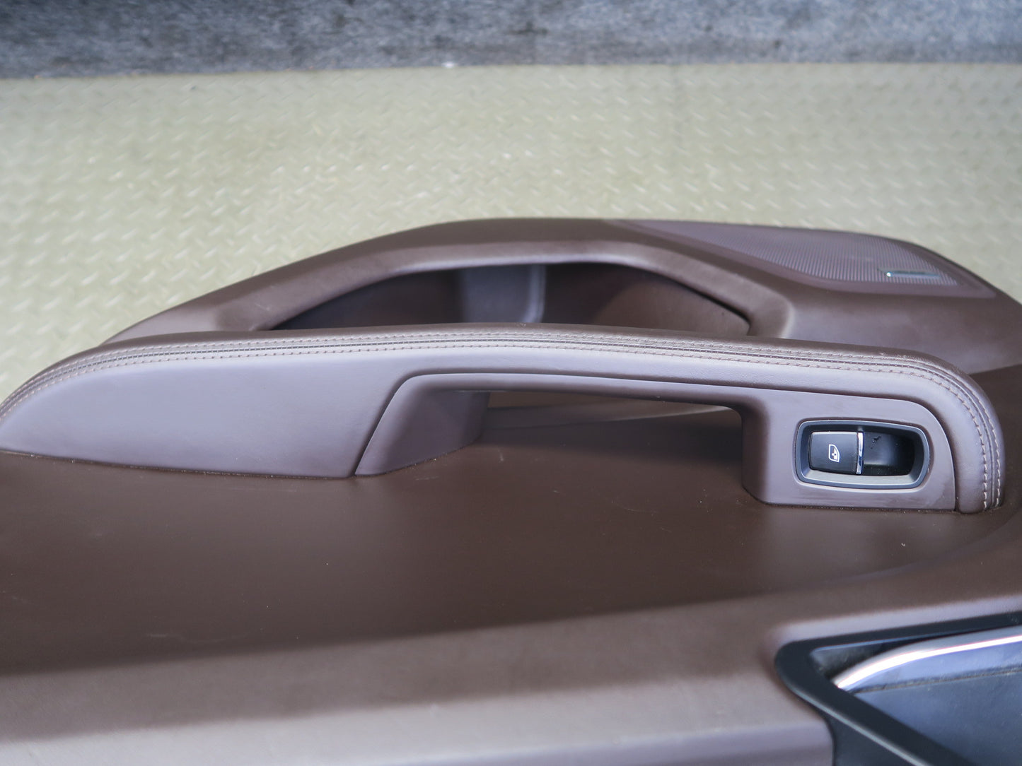 2015-2018 Porsche Macan Rear Left & Right Door Trim Cover Panel Set of 2