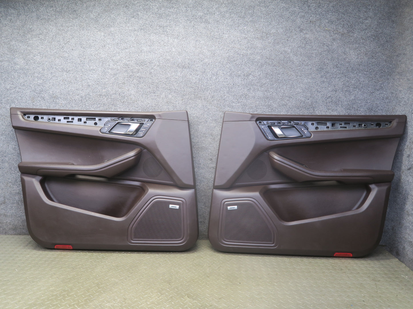 2015-2018 Porsche Macan Front Left & Right Door Trim Cover Panel Set of 2