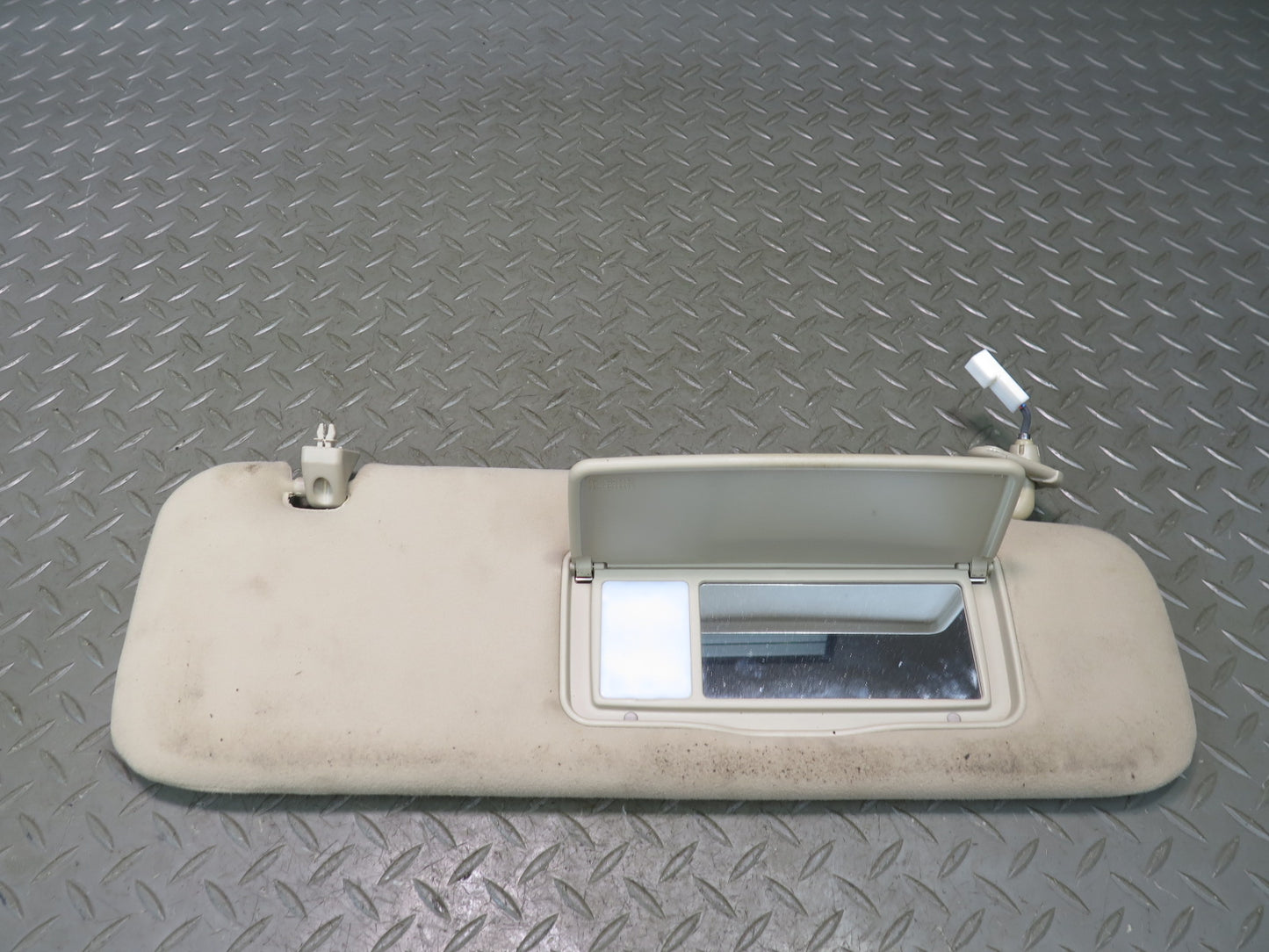 2003-2007 Lexus UZJ100L LX470 Primary & Secondary Front Sun Visor Set of 4