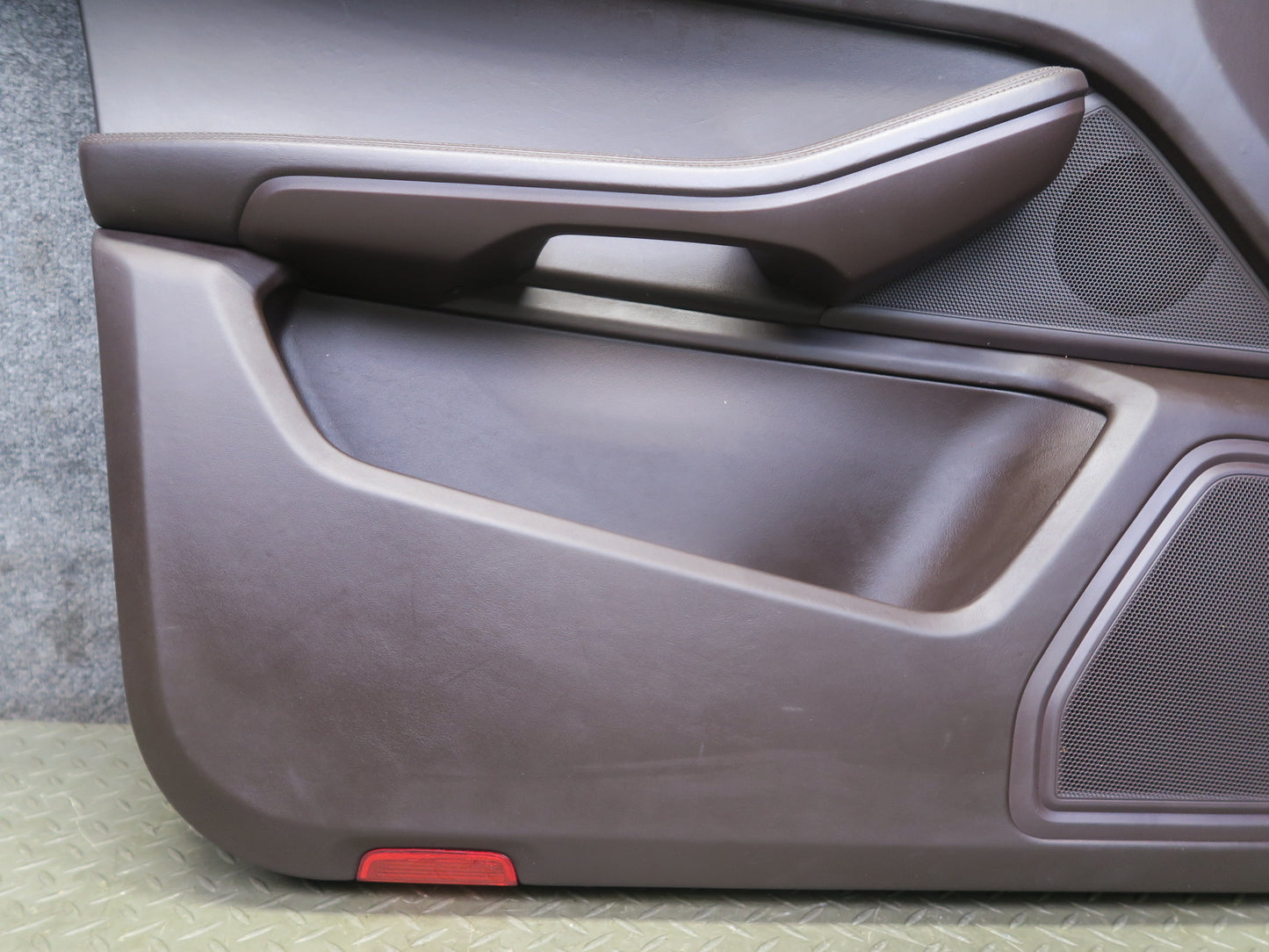2015-2018 Porsche Macan Front Left & Right Door Trim Cover Panel Set of 2