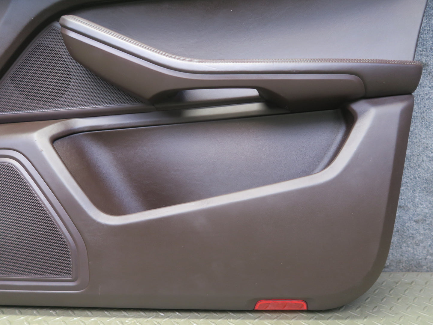 2015-2018 Porsche Macan Front Left & Right Door Trim Cover Panel Set of 2