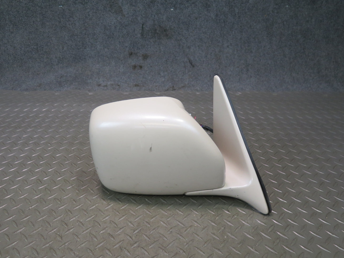 2003-2005 Lexus UZJ100L LX470 Right Door Heated Exterior Side View Power Mirror