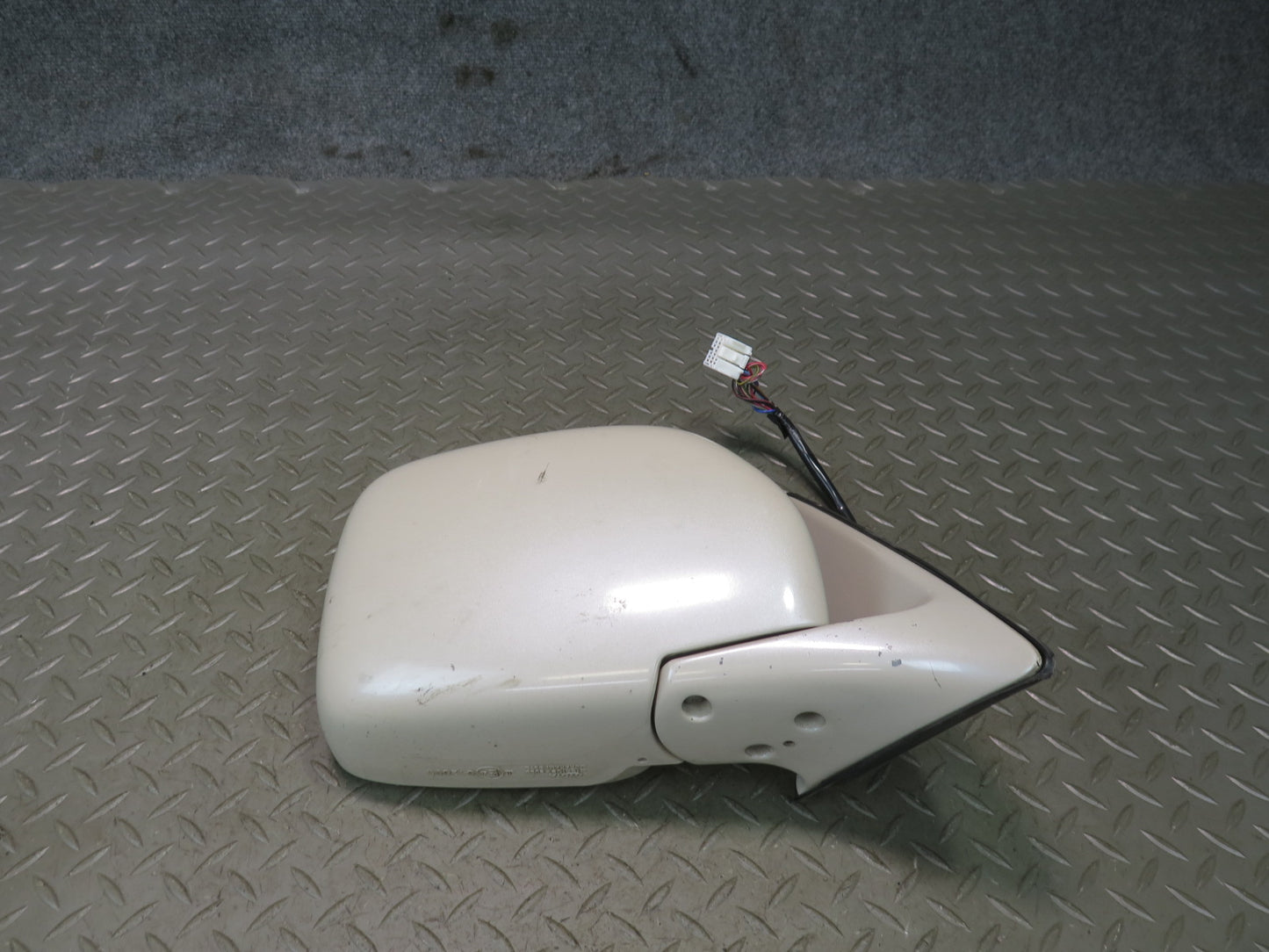 2003-2005 Lexus UZJ100L LX470 Right Door Heated Exterior Side View Power Mirror